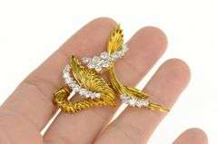 18K Yellow Gold 2.70 Ctw Diamond Ornate Designer Statement Pin/Brooch