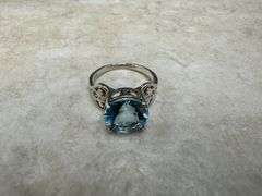 Sterling Silver Natural Gemstone Blue Topaz Ring Size 6