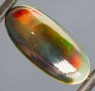 Fiery flashing 6ct Ethiopian bi-color Opal