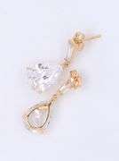 14kt Yellow gold pear shaped cut and baguette CZ dangle earrings