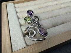 Sterling Silver Natural Gemstone Peridot and Amethyst Ring Size 9