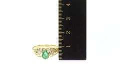 14K Yellow Gold 0.91 Ctw Natural Emerald Diamond Engagement Ring