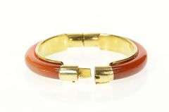 14K Yellow Gold Carved Carnelian Agate Ornate Retro Bangle Bracelet