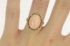 18K Yellow Gold Retro Coral Oval Ornate Cocktail Statement Ring