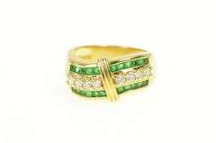 18K Yellow Gold 1.58 Ctw Emerald Diamond Wavy Band Ring