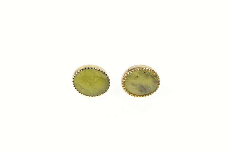 14K Yellow Gold Oval Nephrite Inset Classic Vintage Stud Earrings