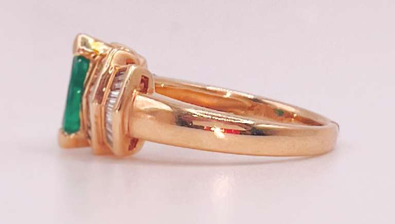 18kt Solid Yellow Gold, Emerald, and Diamond Ring