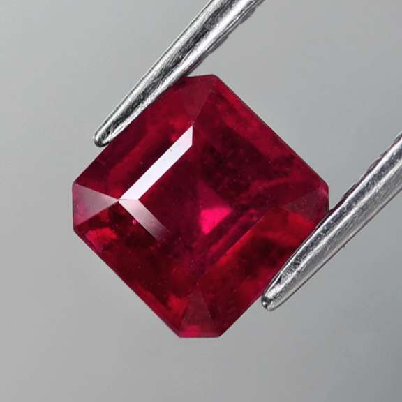 Lovely 1.53ct rich blood red Ruby