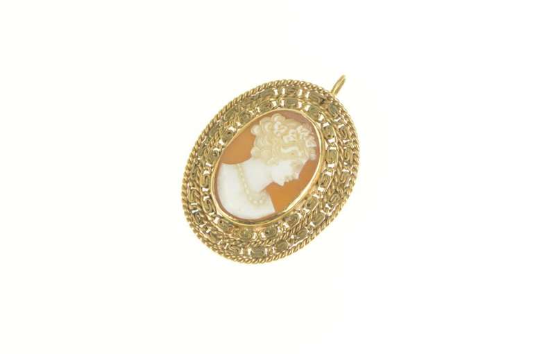 14K Yellow Gold 3D Ornate Carved Shell Cameo Rope Trim Pin/Brooch