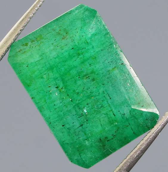 Amazing 7.52ct unheated Zambian Emerald