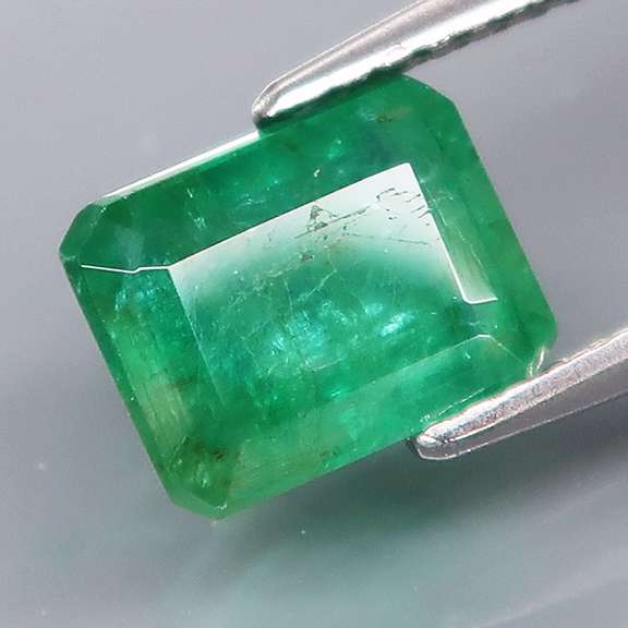 Top green! UNHEATED! 2.15ct Colombian Emerald