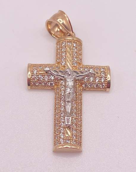 14kt Solid Yellow Gold Cross Pendant