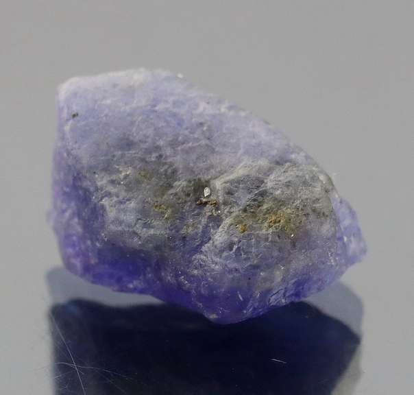 Collectors 14.97ct rich violet uncut Tanzanite