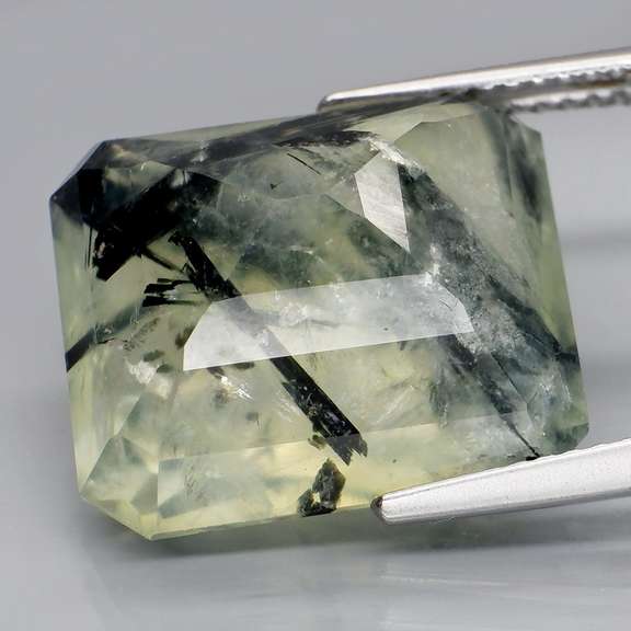 Collectors 15.26ct rutilated Prehnite