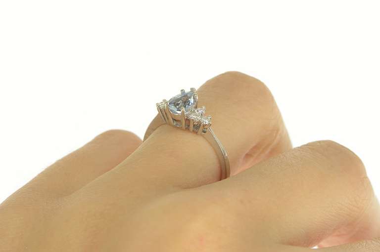 14K White Gold 0.90 Ctw Pear Aquamarine Diamond Engagement Ring