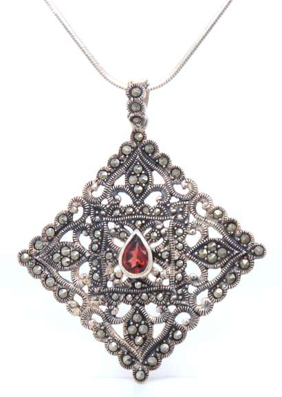 Vintage 925 Sterling Silver Marcasite Pendant on Italian Chain Necklace