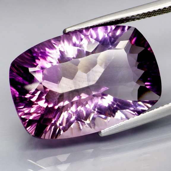Phenomenal 21.87ct natural violet Amethyst
