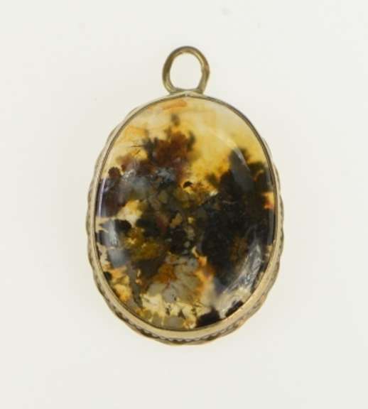 10K Yellow Gold Victorian Oval Dendritic Agate Cabochon Pendant