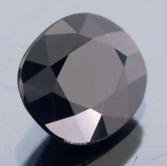 Gorgeous 3.40ct HEATED ONLY midnight blue Sapphire