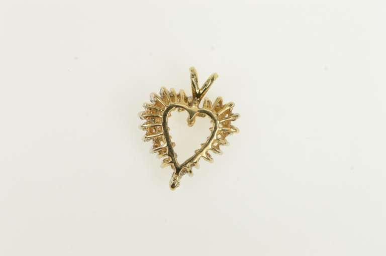 14K Yellow Gold 0.75 Ctw Diamond Cluster Heart Love Vintage Pendant