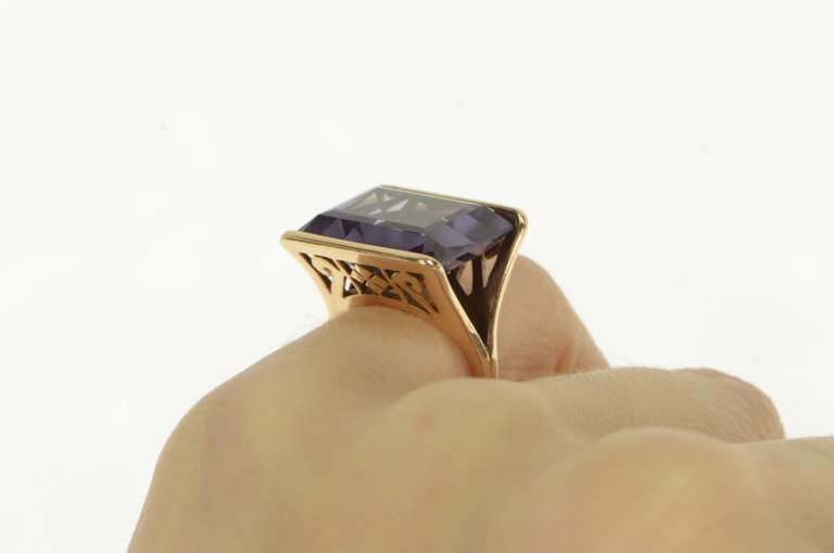 14K Yellow Gold 1940's Emerald Cut Amethyst Squared Filigree Ring