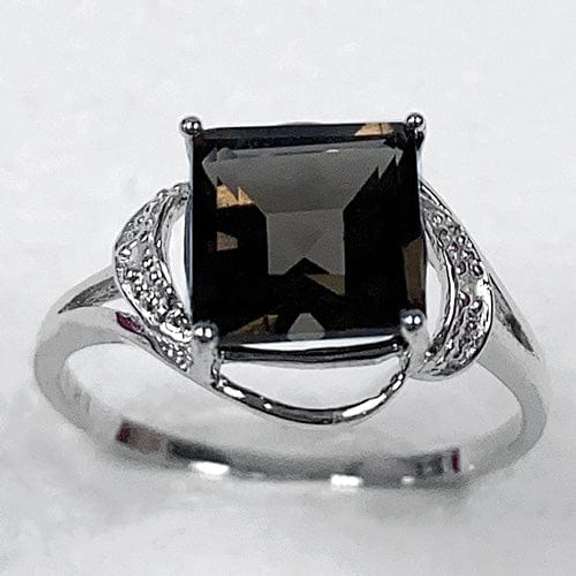 2.34 CT SMOKEY TOPAZ SILVER RING