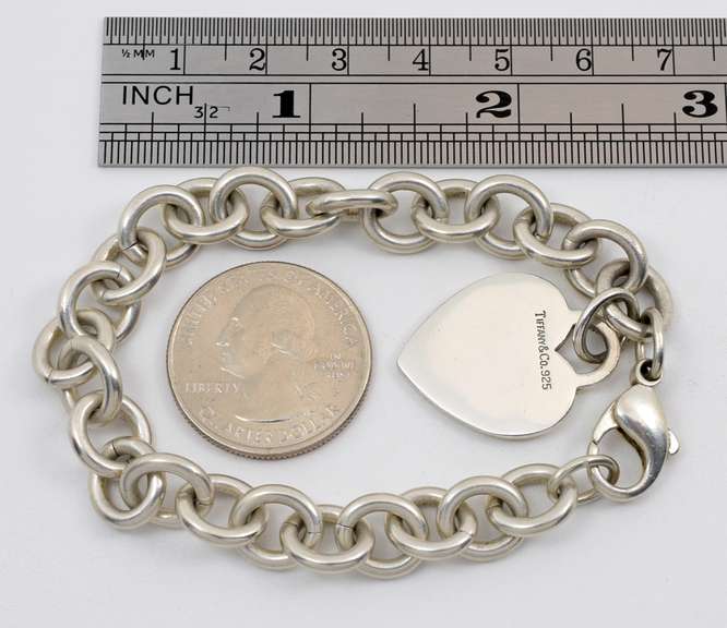 Authentic Tiffany & Co Heart Bracelet in 925 Silver