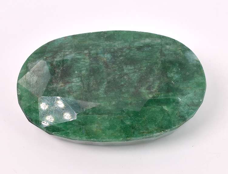 Awesome Huge 506.10CTS Emerald Green Beryl Gemstone