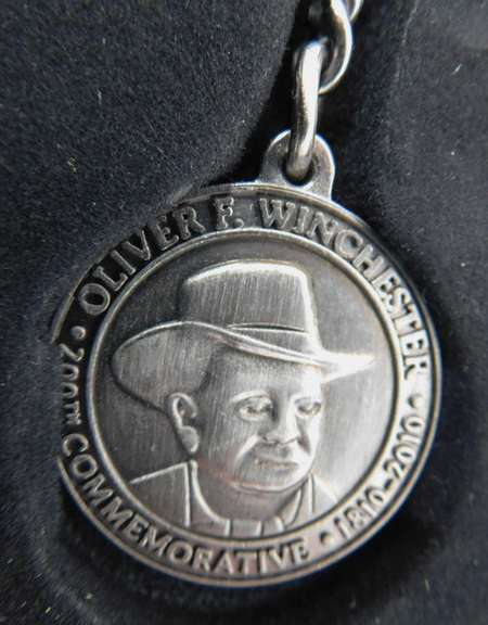 Winchester 200th Commemorative Signature Knife Set