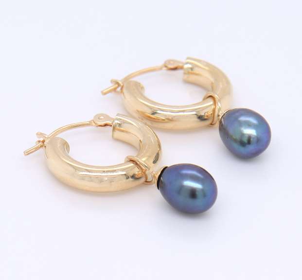 Elegant Black Fresh Water Pearl Tube Hoop Earrings