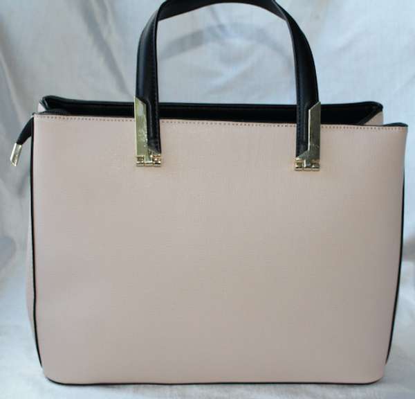 100% Fine leather Designer Style Bag