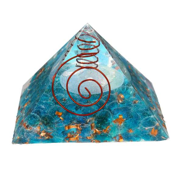 Natural Pyramid Crystals Gemstone Meditation