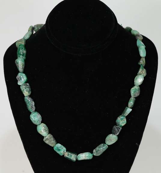 Beautiful Emerald nugget necklace