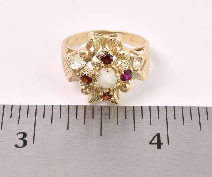 Gorgeous Moon Stone With Garnet Gems Ring In 14K Yellow Gold