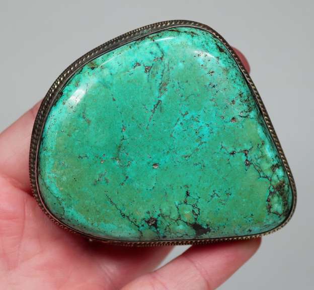 A must buy! 590ct Turquoise buckle