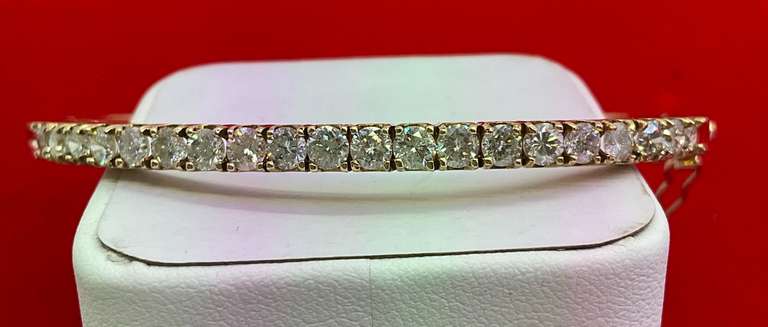 CERTIFIED 14K YELLOW GOLD AND DIAMOND BANGLE BRACELET
