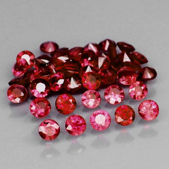Diamond cut! Unheated! 3.10ct eye clean Ruby set!