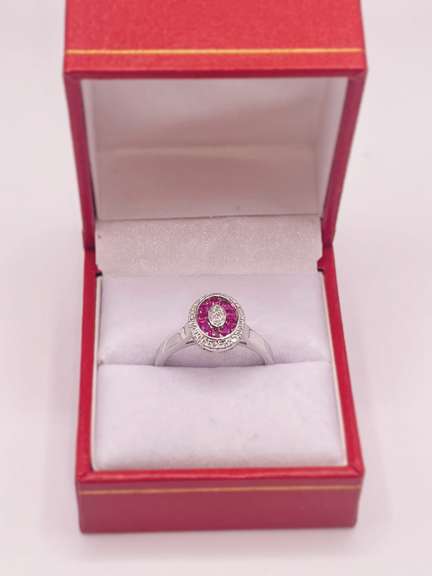 18KT SOLID WHITE GOLD, RUBY, & DIAMOND RING