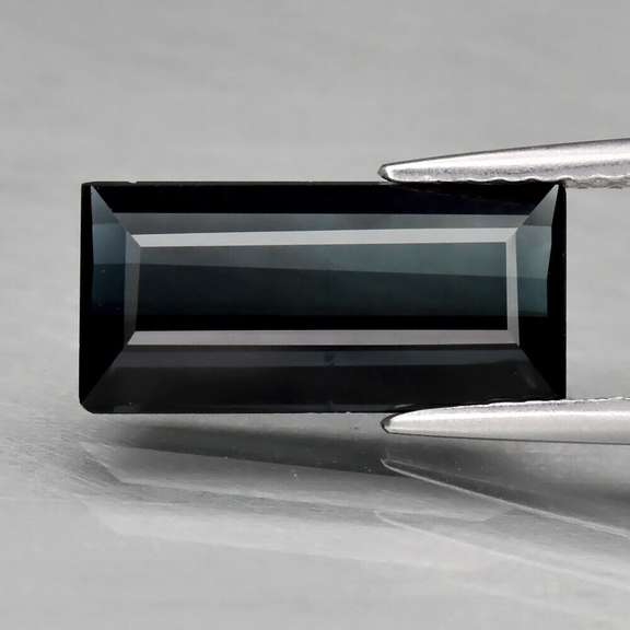 Elegant 2.37ct untreated gray blue Tourmaline