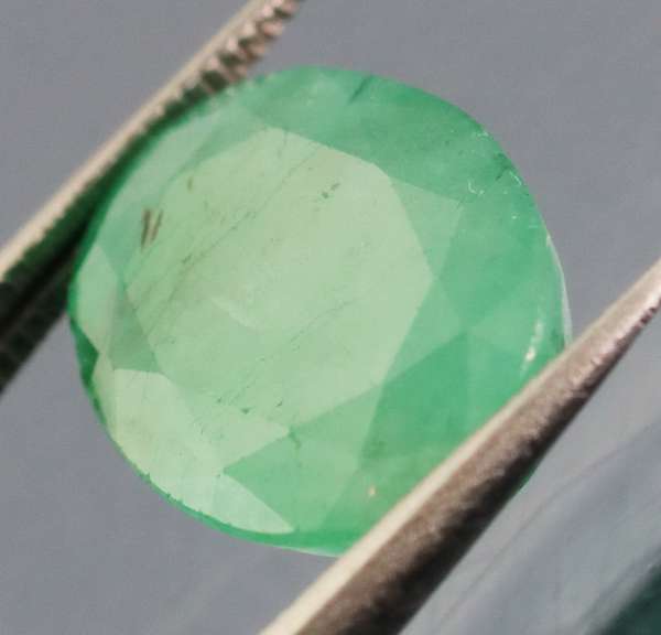 Top green! UNHEATED! 4.55ct Colombian Emerald