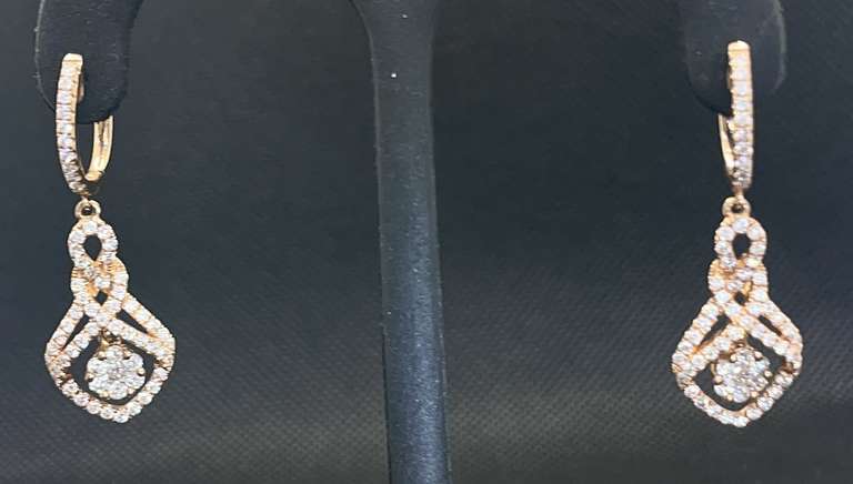 ELEGANT 1.79 CARATS T.W. 14K ROSE GOLD DIAMOND DROP EARRINGS