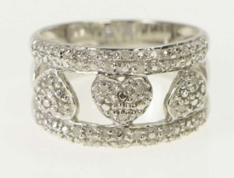 14K White Gold Pave Diamond Heart Love Symbol Band Ring