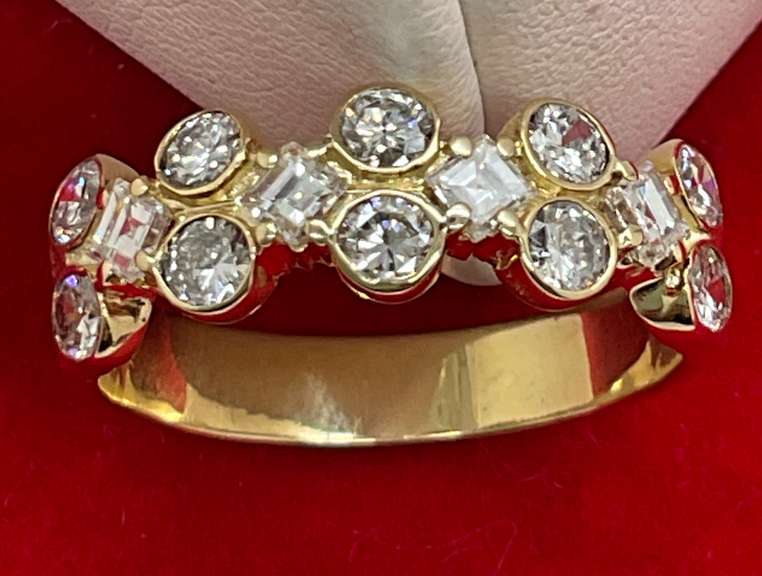 CERTIFIED 14KGOLD AND DIAMOND RING