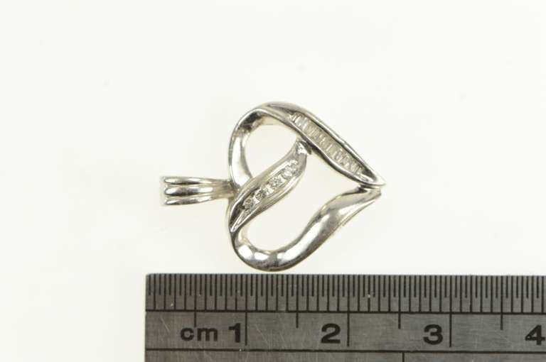10K White Gold Classic Diamond Heart Love Symbol Curvy Pendant