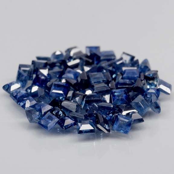 Exquisite 3.25ct 80 piece Sapphire set