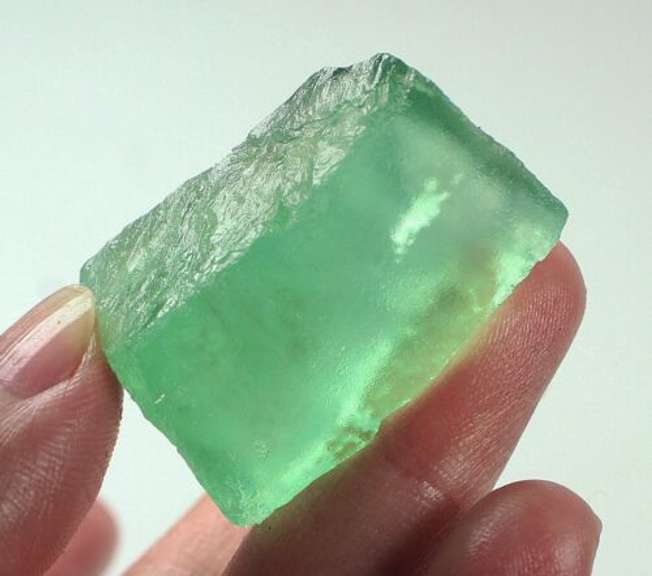 Glowing 138ct natural rough Flourite