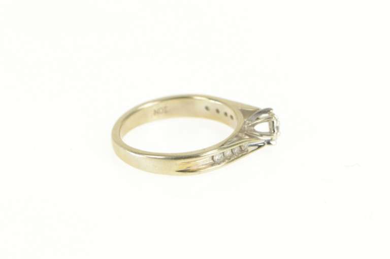 10K White Gold Diamond Classic Vintage Promise Engagement Ring