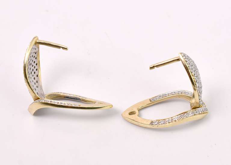 Shimmery Earrings In 14K Yellow Gold