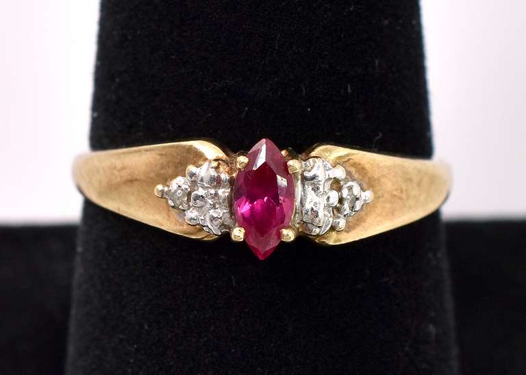 Precious Ruby Ring In Yellow Gold