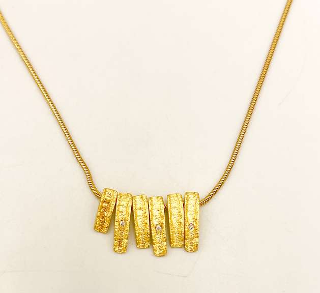 18kt Solid Yellow Gold and Diamond Fringe Pendent Necklace